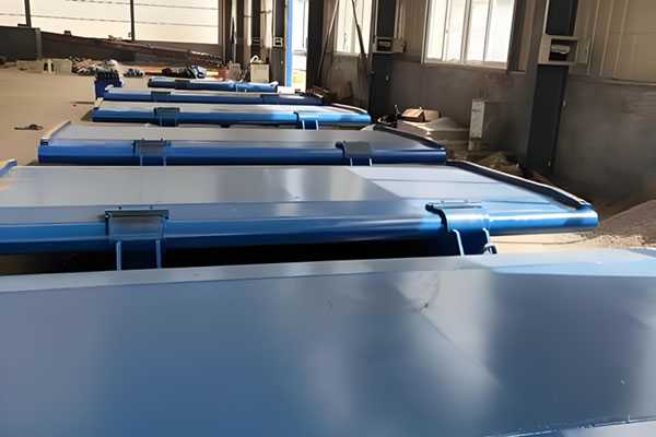 液压升降坝安装侧边密封止水