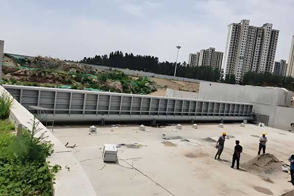 城市河道景观钢坝闸广东施工现场