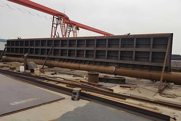 底横轴驱动钢坝