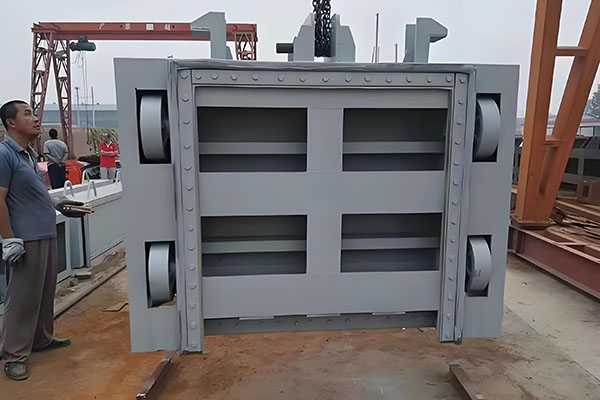 平面钢制闸门 PGM 维护方法：水利老技工亲授，3 步搞定漏、卡、锈，延长寿命 20 年