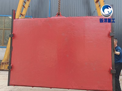 钢制闸门和铸铁闸门密封性能与价格上的区别