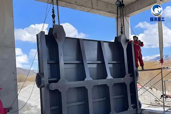 闸门及钢槽更换图解:助力钢制闸门维护