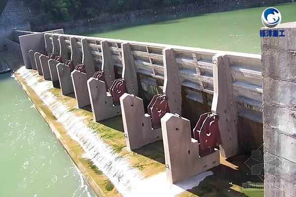潜孔式钢制闸门:印染厂污水处理防腐防锈维护方案