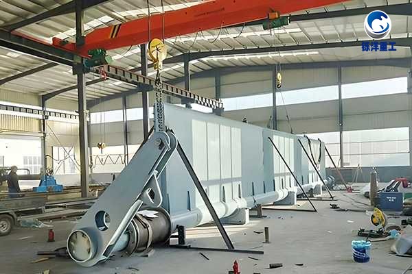 人工湖水位调控:抗水流冲击不锈钢渠道闸门应用