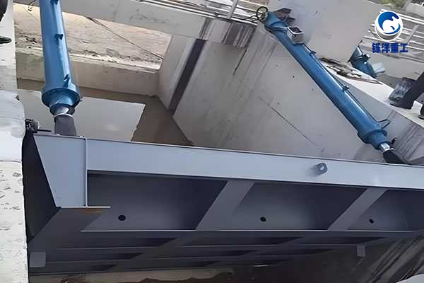 道路排水系统潜孔式钢制闸门选型与维护